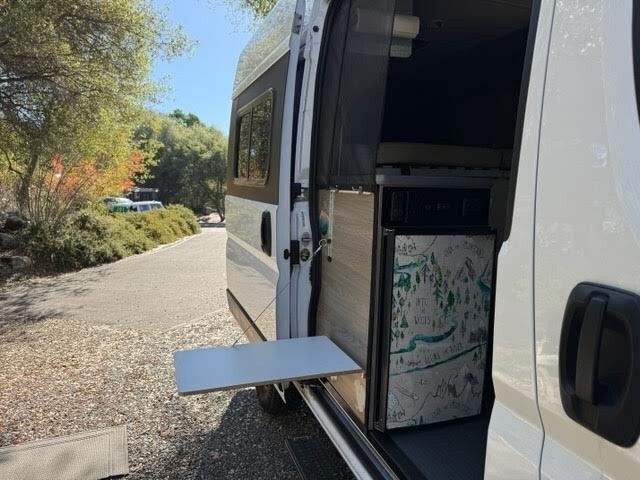 2022 Winnebago Solis Pocket Motorized Class B