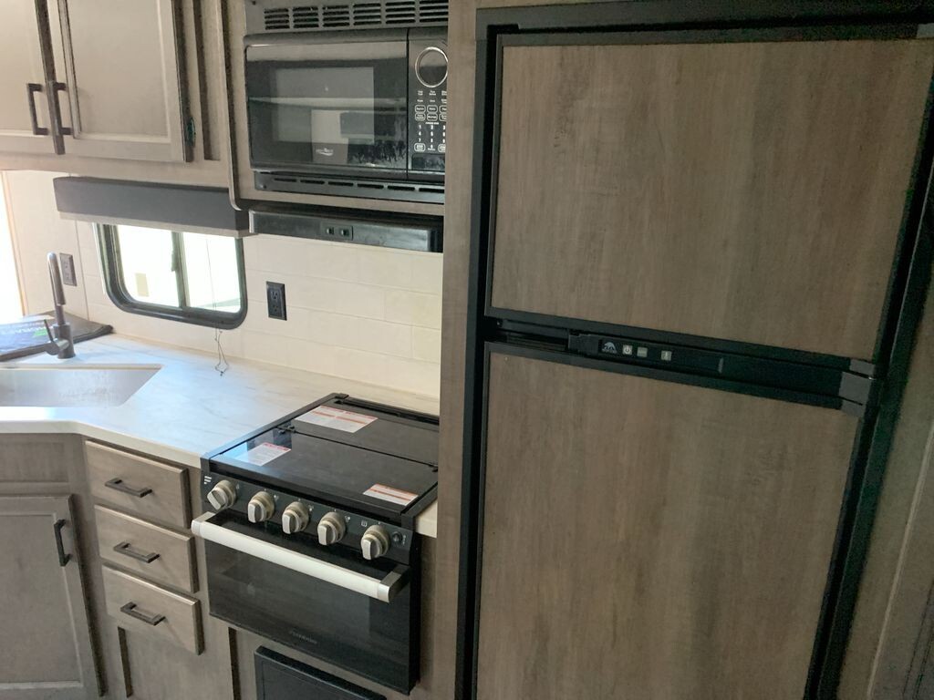 2023 Starcraft AUTUMN RIDGE 26BHS