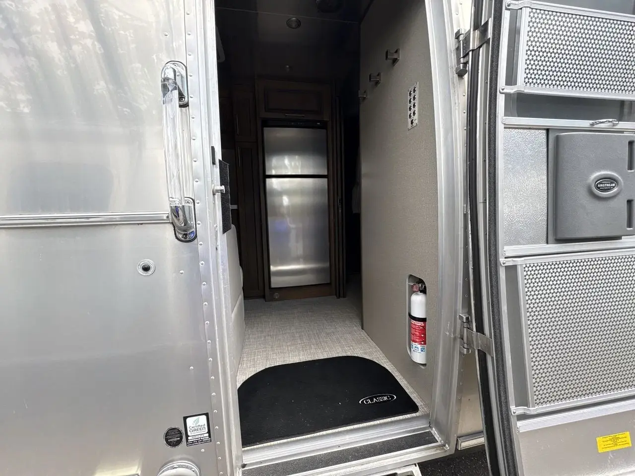 2024 Airstream Classic