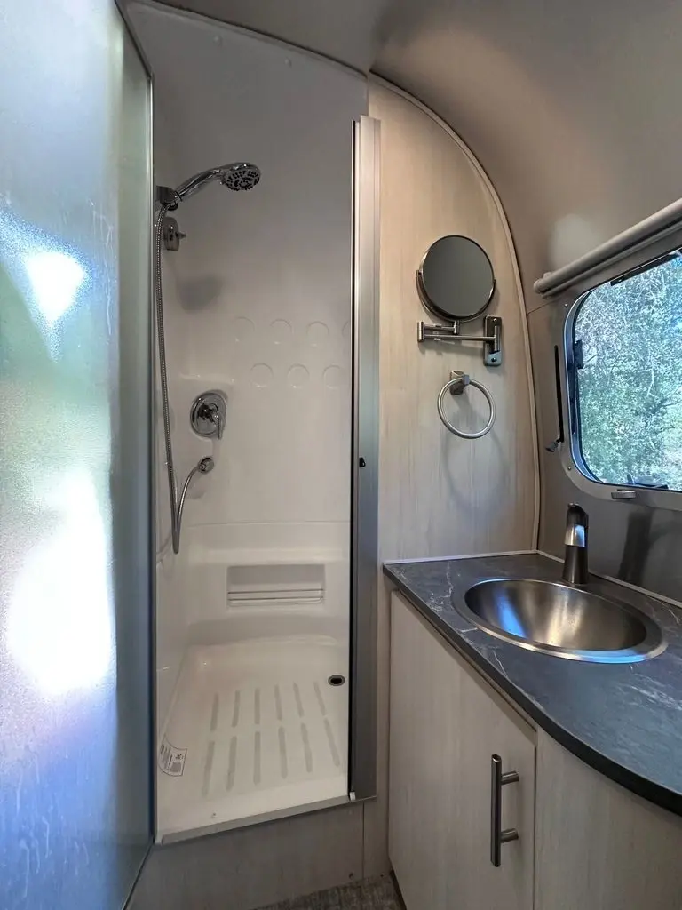 2024 Airstream Flying Cloud Travel Trailer