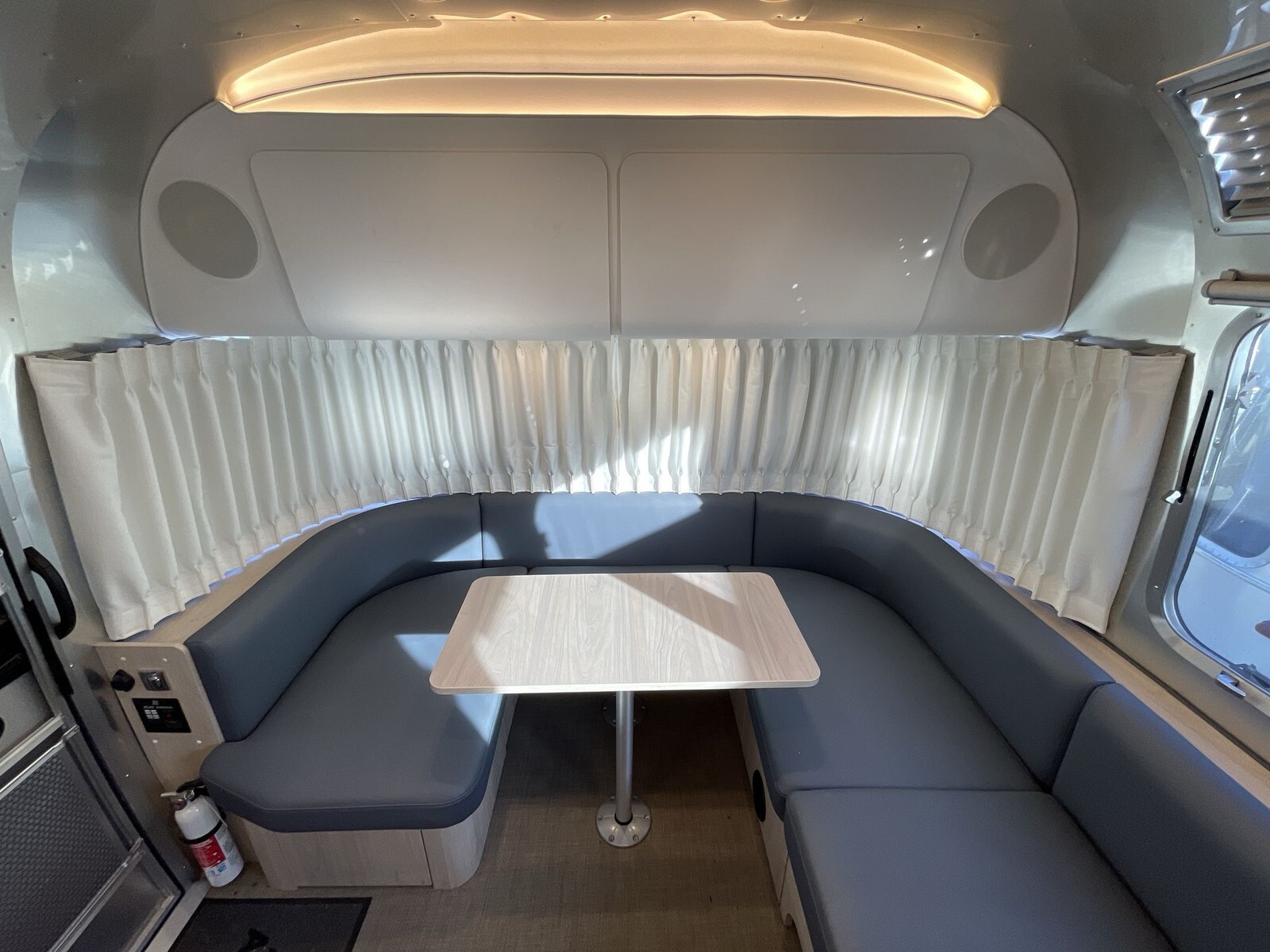2024 Airstream Globetrotter