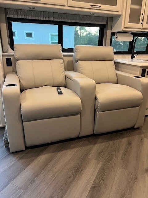 2025 Holiday Rambler Eclipse Motorized Class A