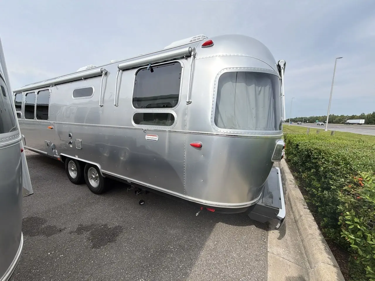 2027 Airstream International