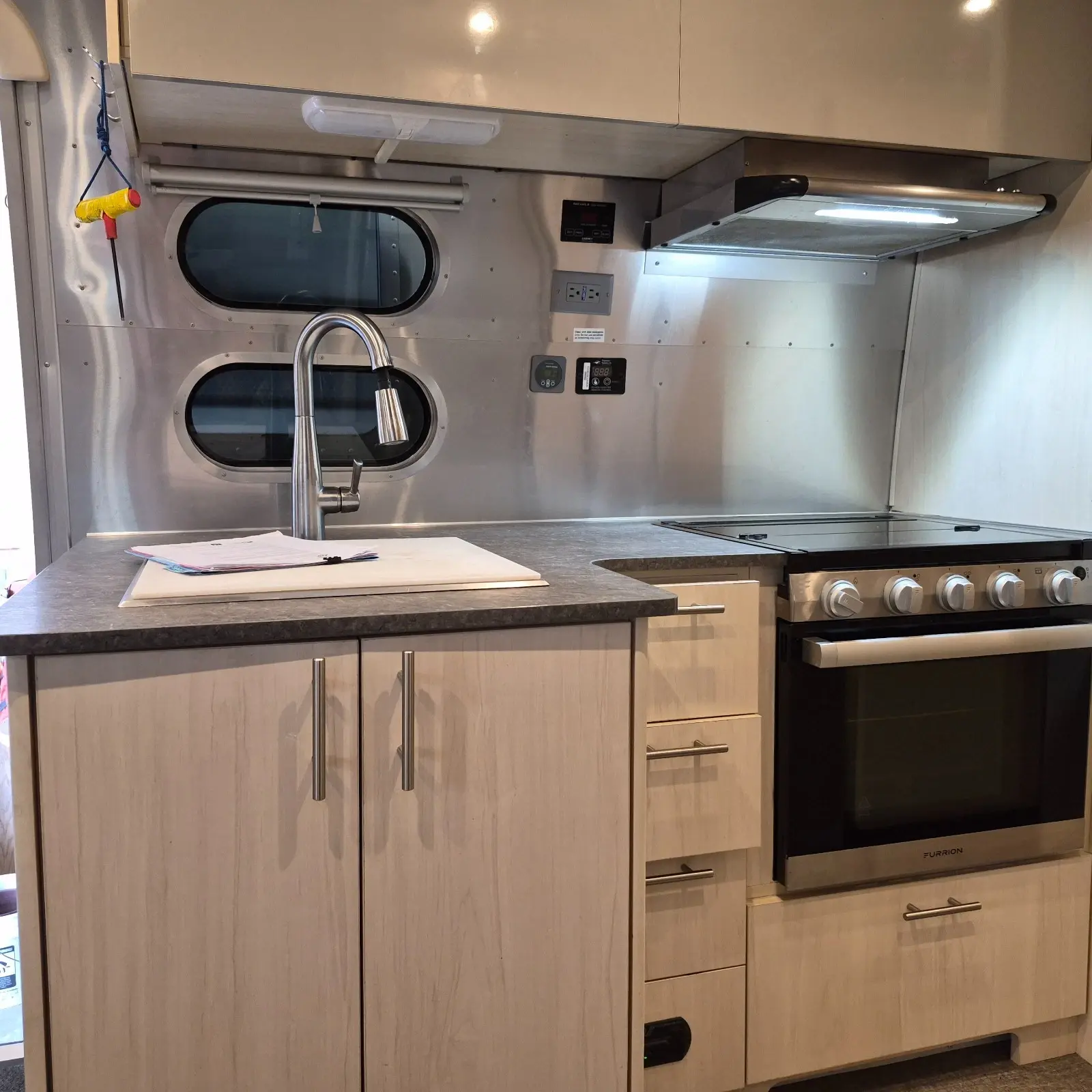 2022 Airstream Flying Cloud