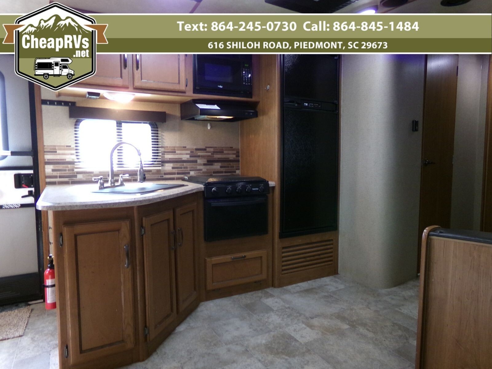 2017 Crossroads sunset trail 290qb Travel Trailer