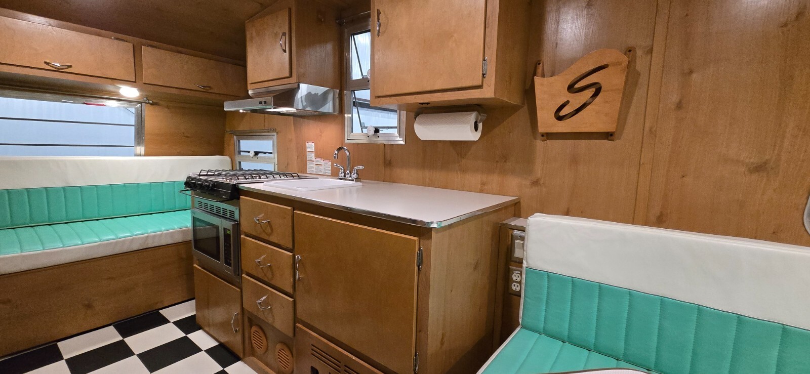 2015 Shasta Vintage Re-Issue Airflyte Travel Trailer