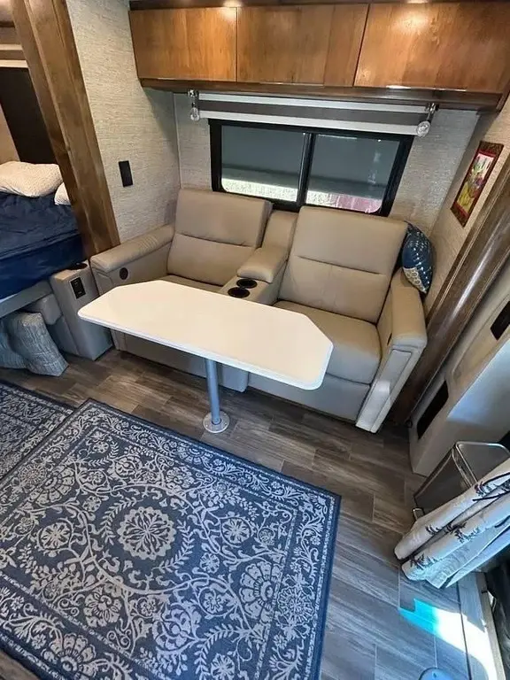 2020 Tiffin Motorhomes Wayfarer RW Motorized Class B