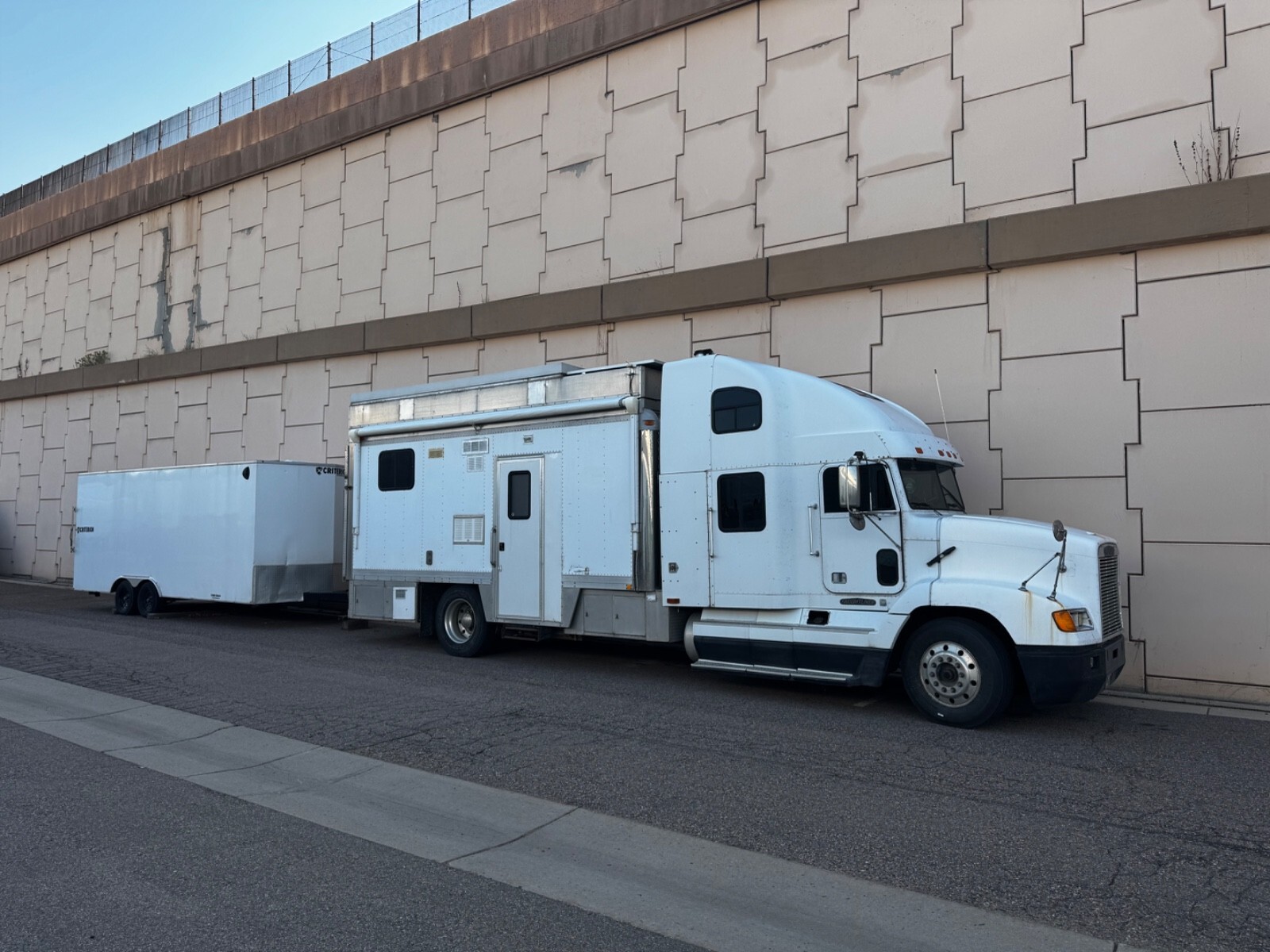 1994 Frieghtliner FLD112