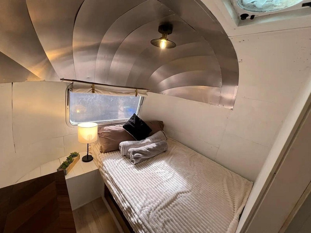 1977 Airstream Excella 500 Travel Trailer