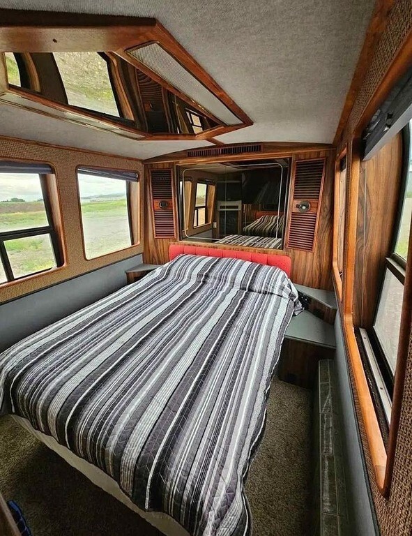 1990 Prevost Class A Motorhome Motorized Class A