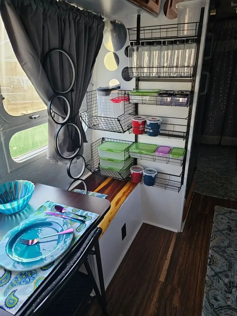 1998 Airstream Excella Travel Trailer