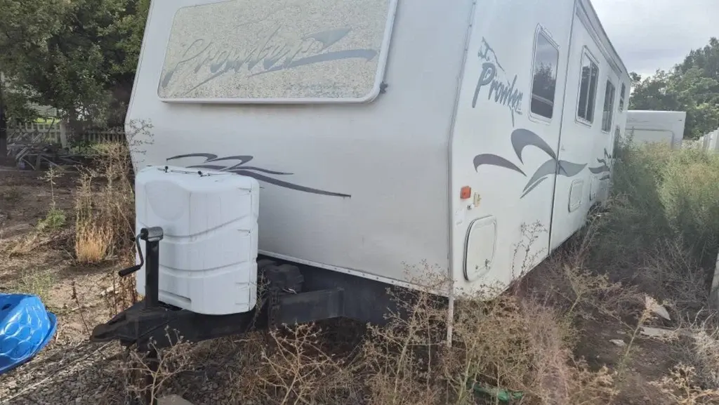 1999 Fleetwood Prowler Travel Trailer