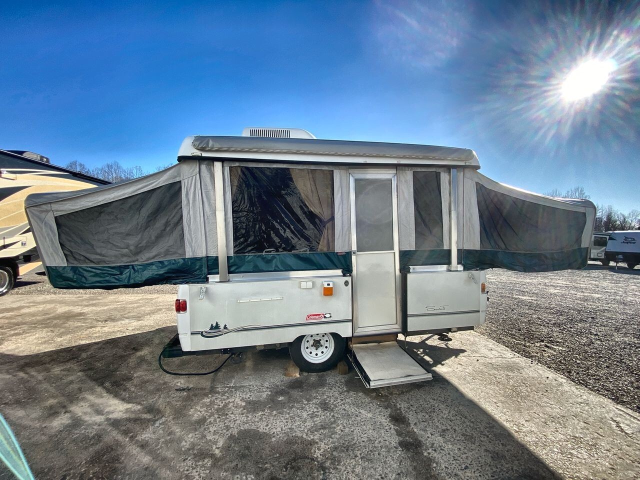 2002 Dutchmen COLEMAN POPUP