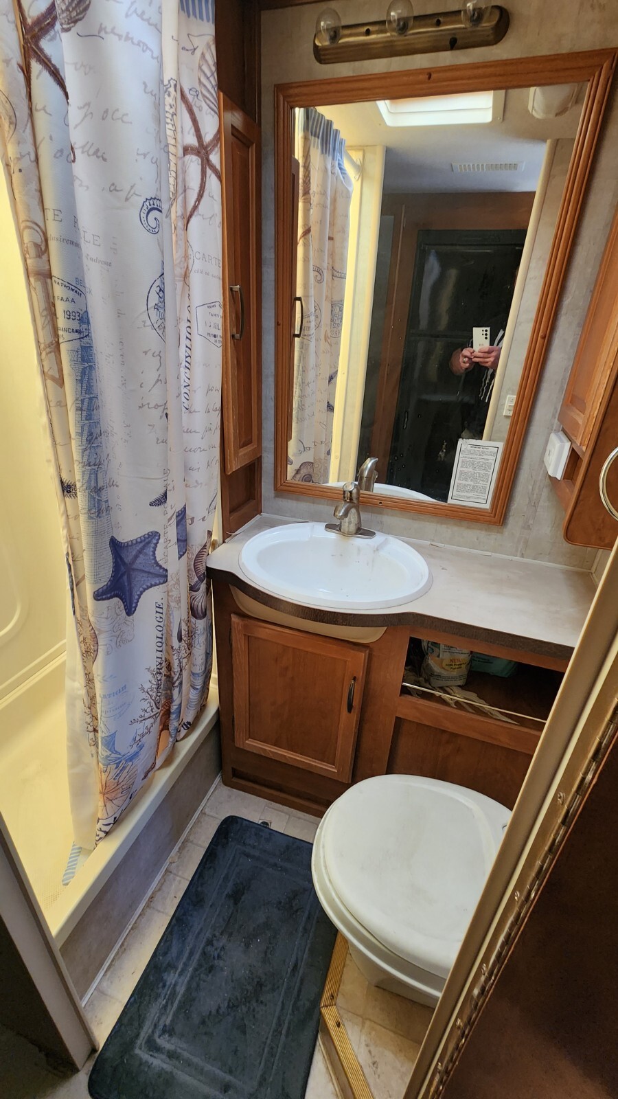 2005 Fleetwood Terra Workhorse TERRA 26Y Class A