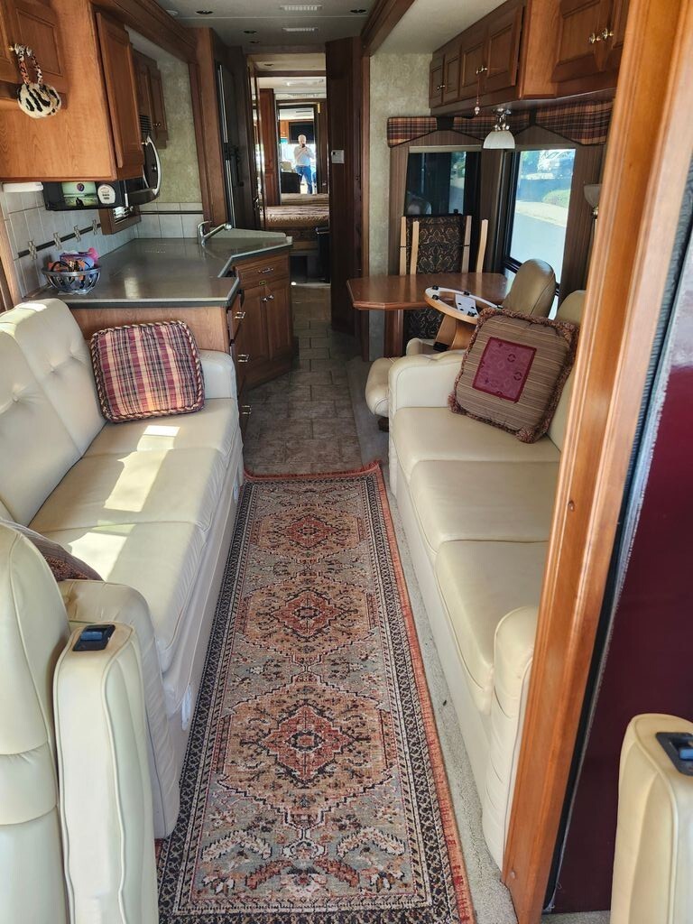 2006 Country Coach Inspire 360 Class A Motorhome