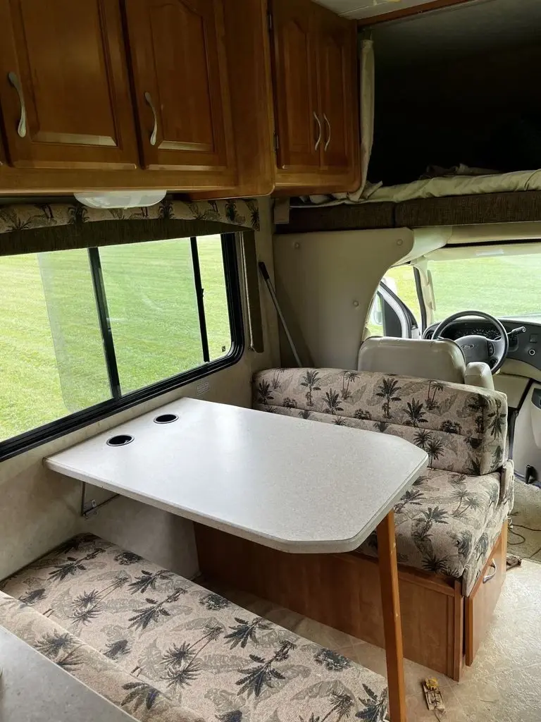 2006 Forest River Sunseeker Class C Motorhome