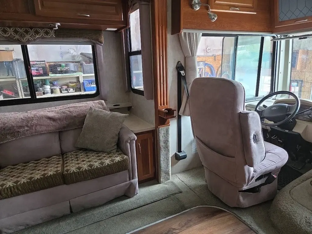 2007 Fleetwood Bounder Motorized Class A