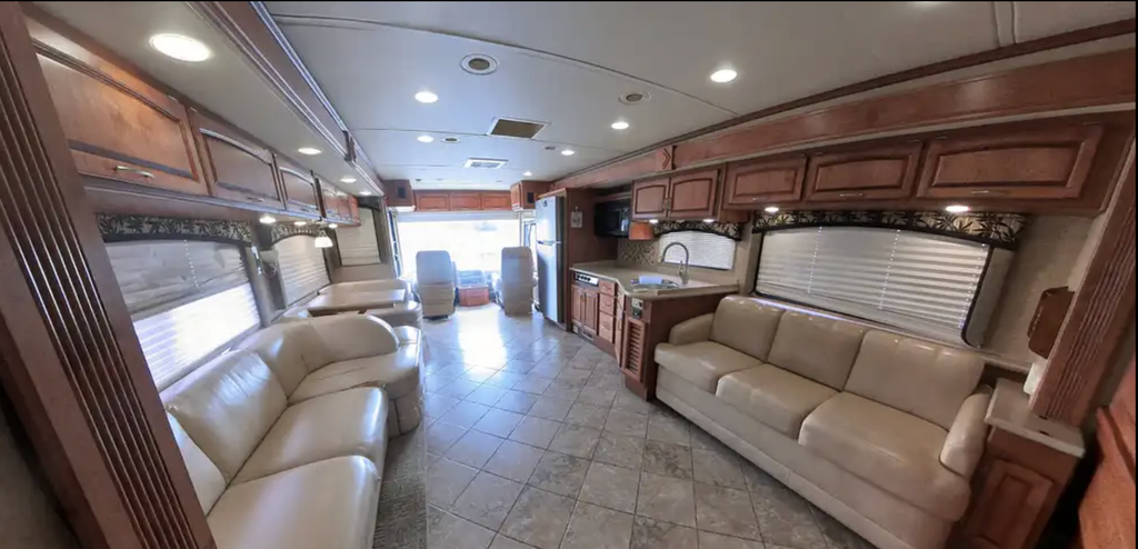 2009 Monaco Knight Class A Motorhome