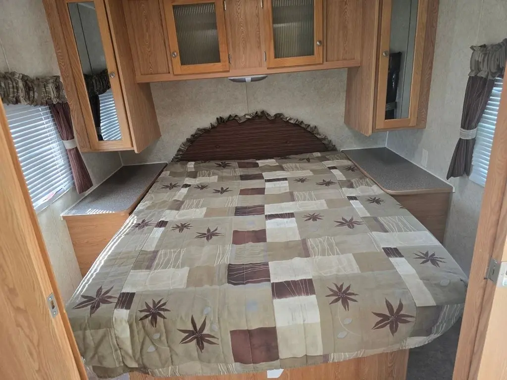 2010 Sunnybrook Brookside Travel Trailer