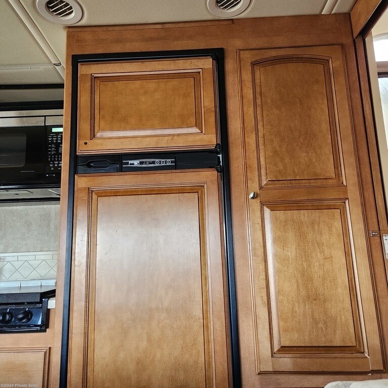 2012 Winnebago Sightseer Motorized Class A