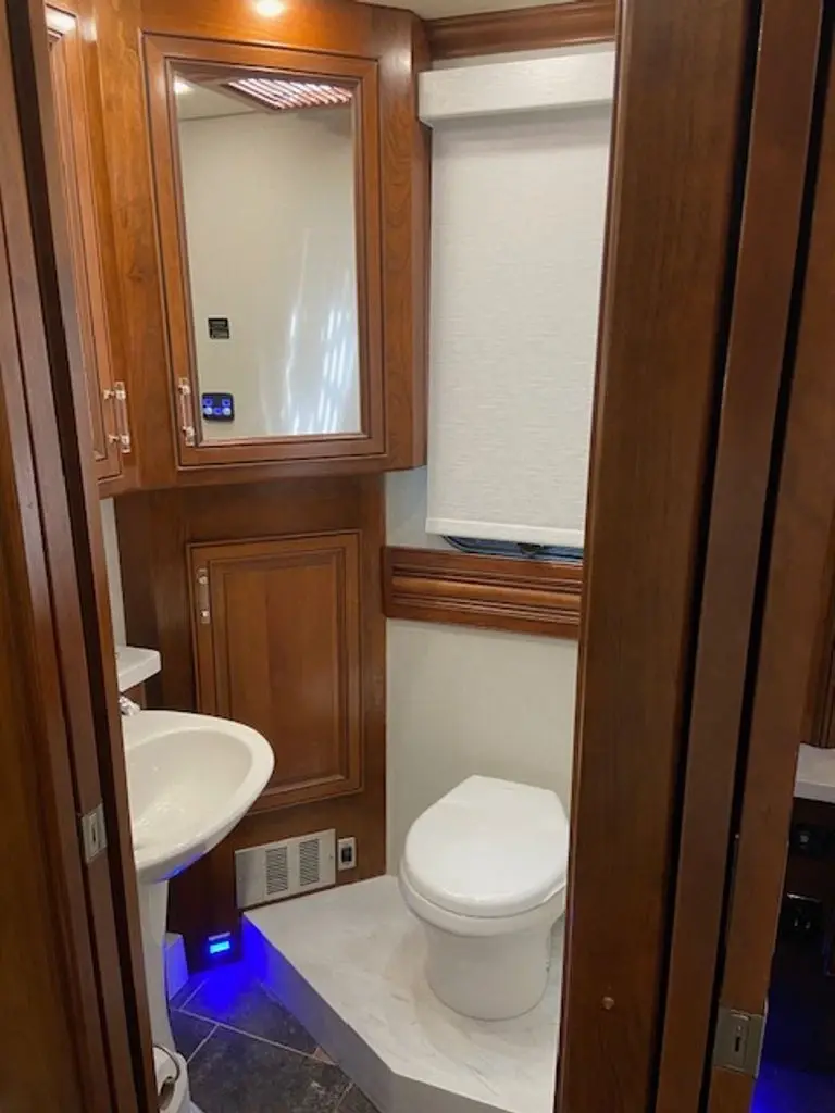 2013 American Coach American Eagle Class A Motorhome