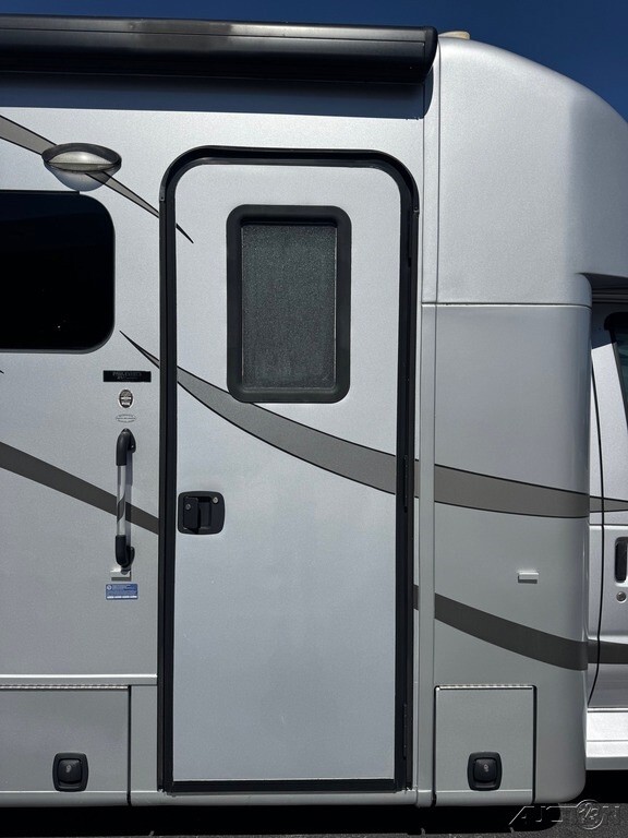 2013 Pleasure Way Prestige Motorized Class B+