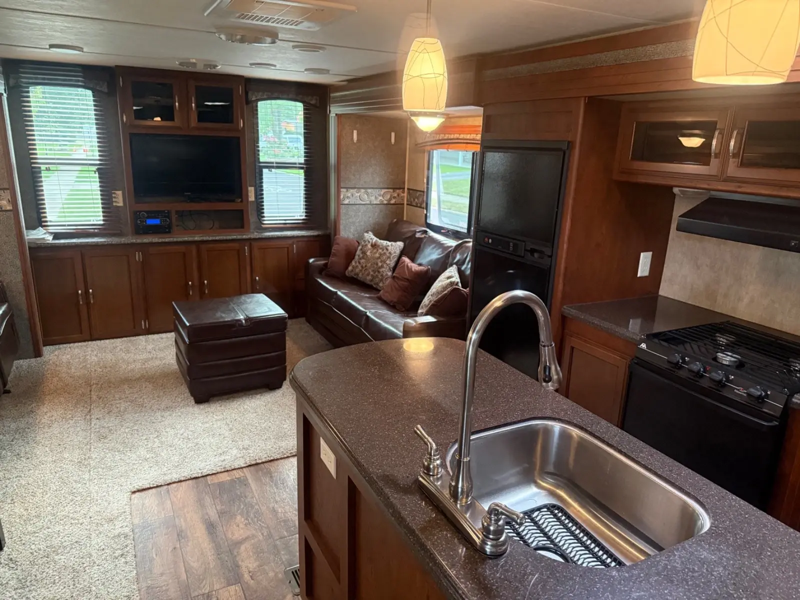2014 Keystone Ultra Light Elite 31RE Travel Trailer
