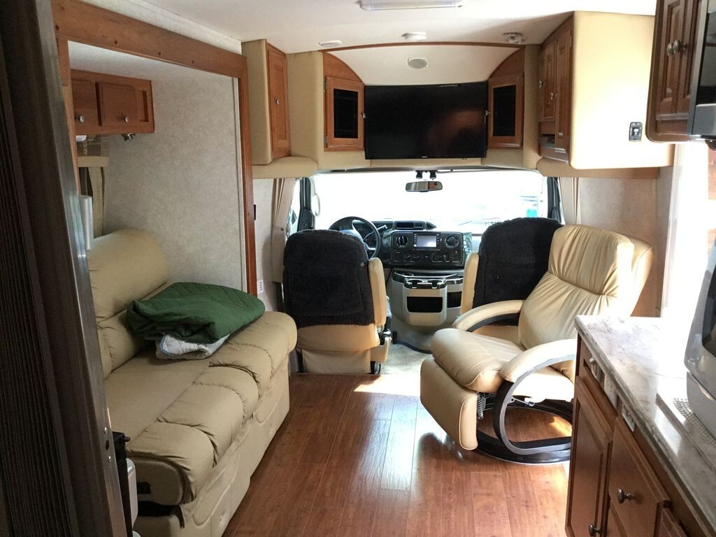 2014 Phoenix Cruiser Motorhome Class B Motorhome