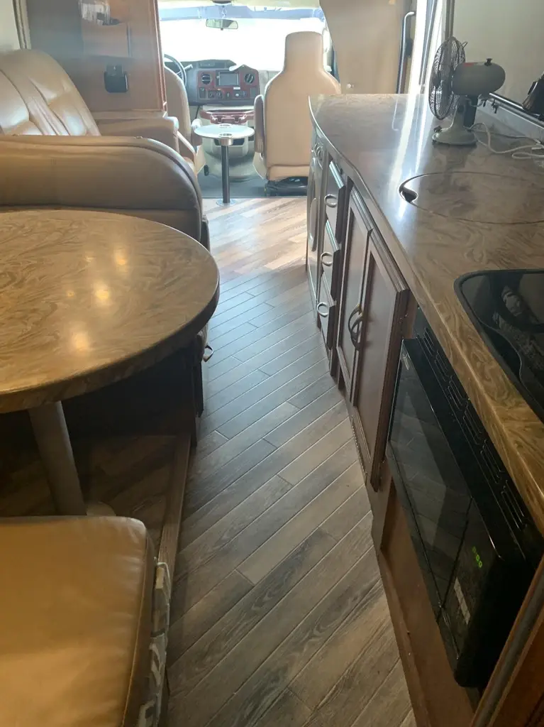 2015 Coachmen Concord Class C Motorhome
