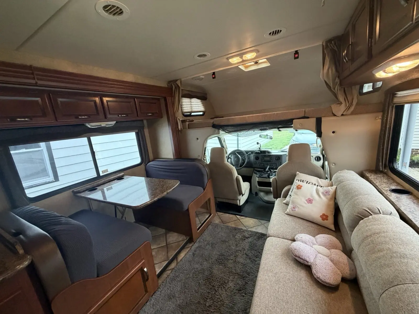 2015 Thor Four Winds 28z