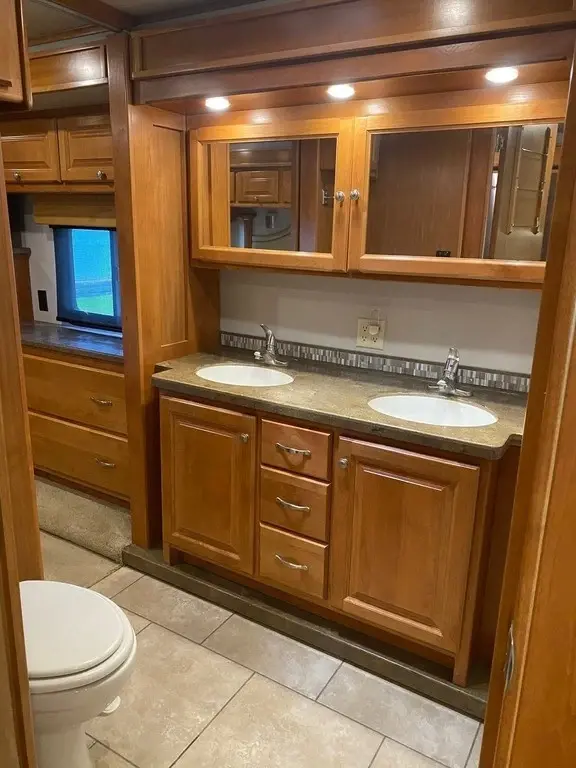 2015 Tiffin Motorhomes Allegro Red Motorized Class A