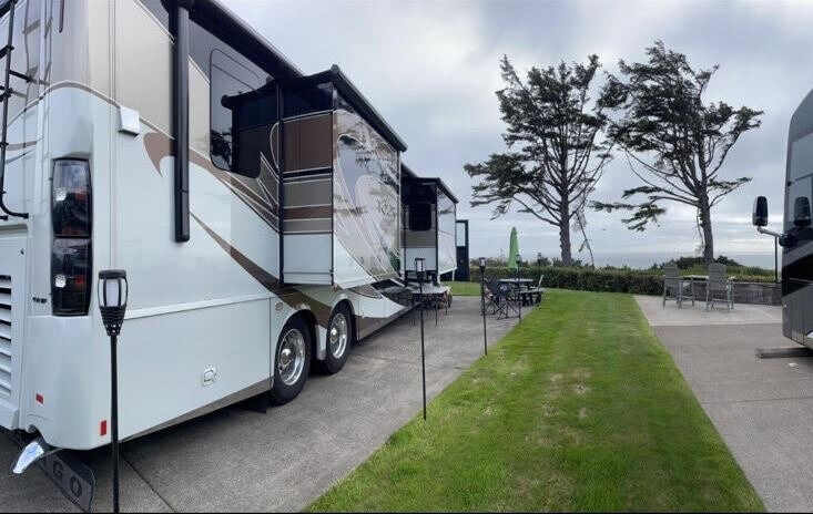 2015 Winnebago Tour Motorized Class A