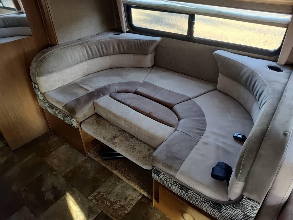 2016 Coachmen Concord Motorized Class C