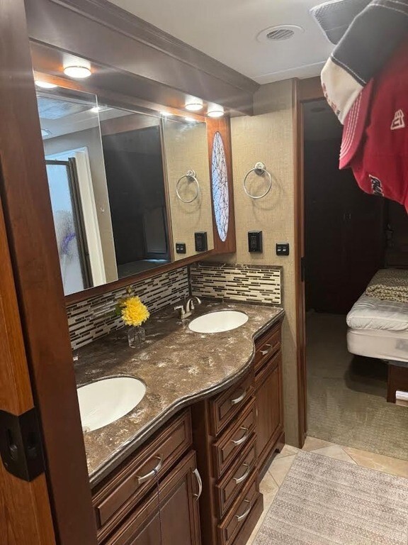 2016 Forest River Berkshire XL Motorized Class A