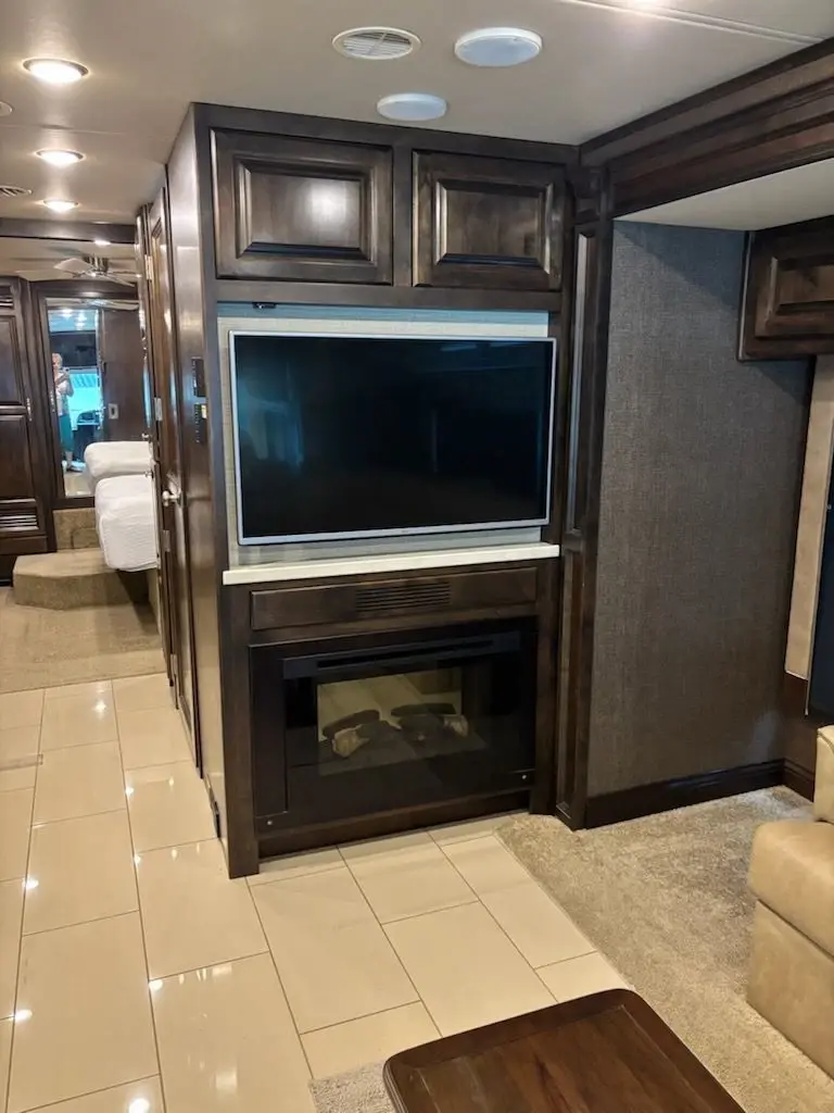 2016 Tiffin Motorhomes Allegro Red Class A Motorhome