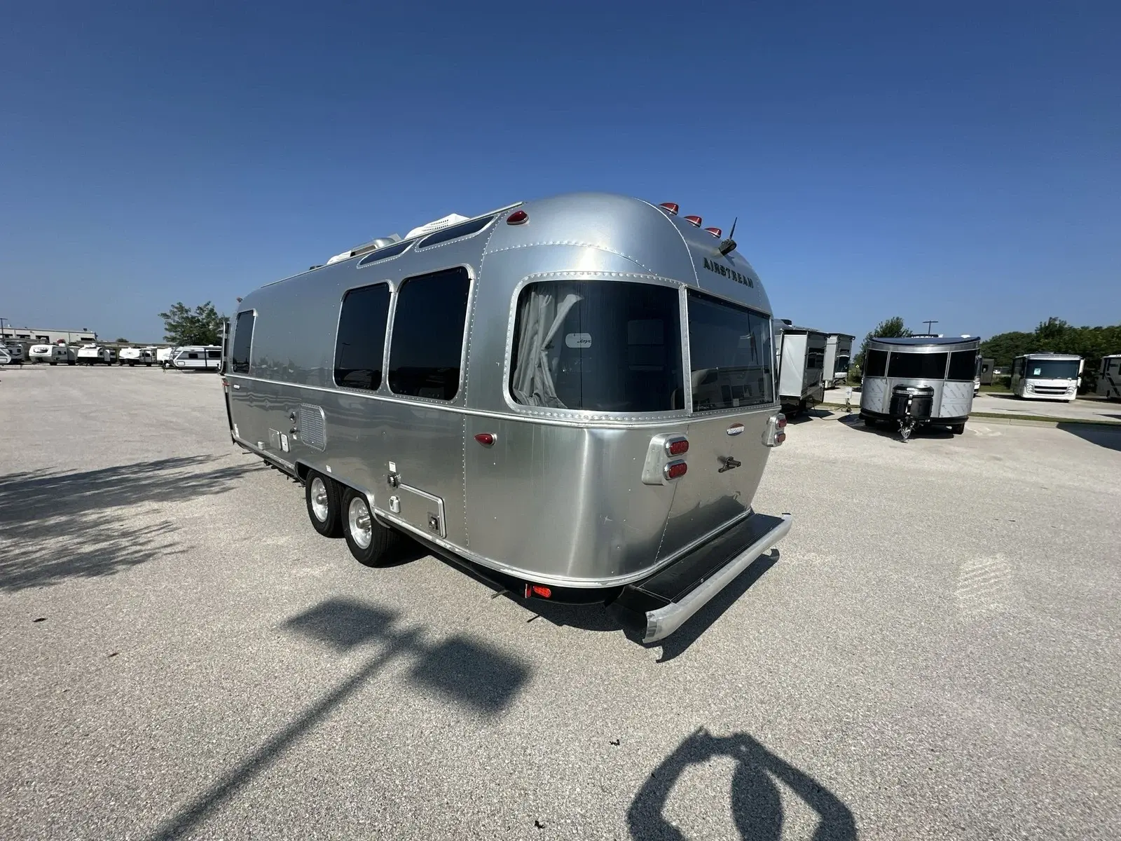 2017 Airstream International Serenity