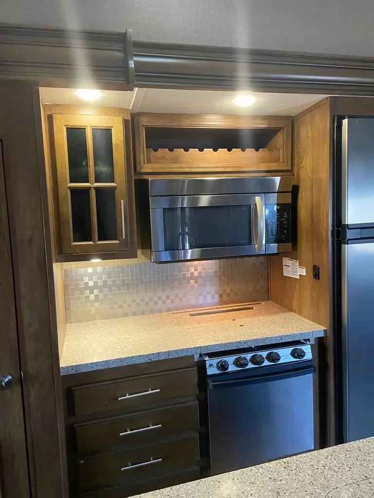 2017 Coachmen Brookstone Fifth Wheel