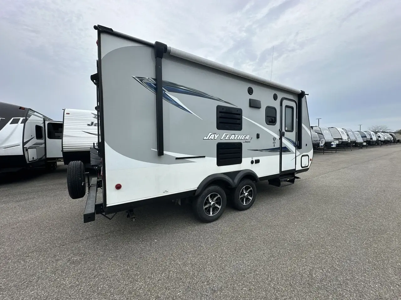 2017 Jayco Jay Feather 7'