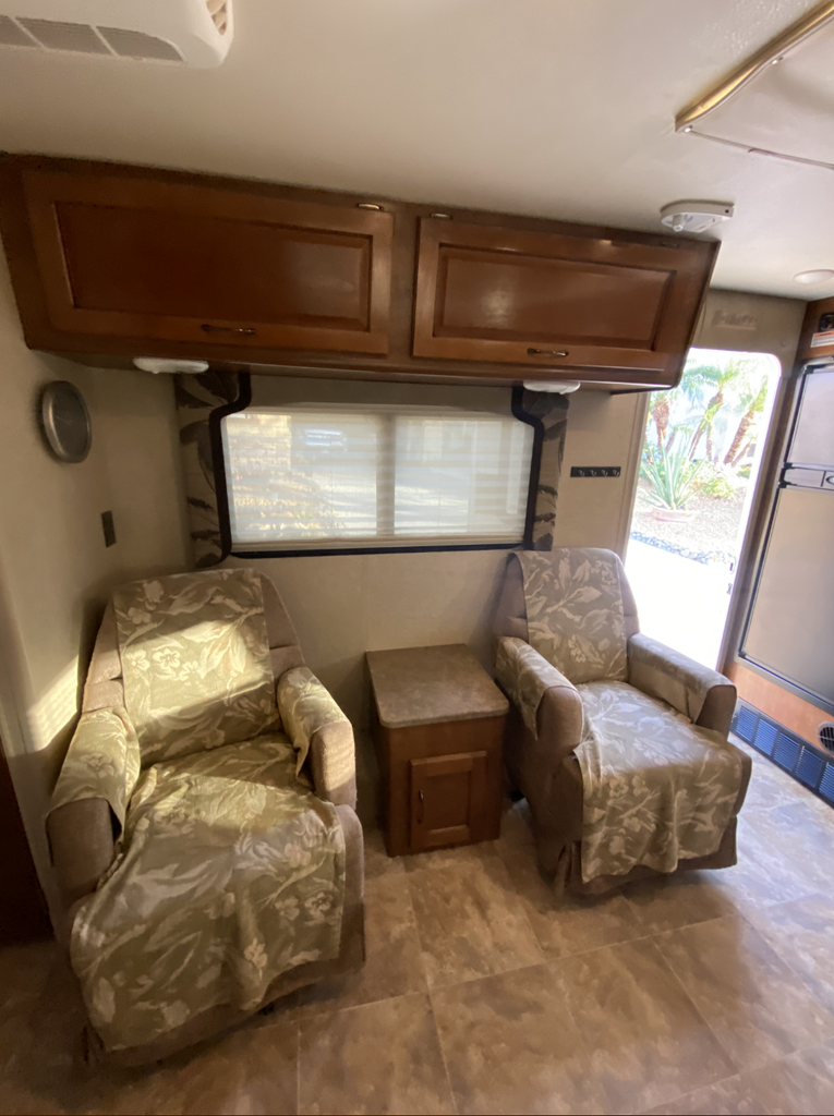 2017 Lance Travel Trailer Travel Trailer