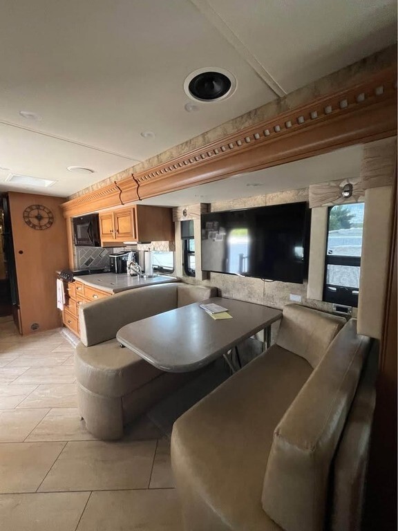 2017 Newmar Bay Star Motorized Class A