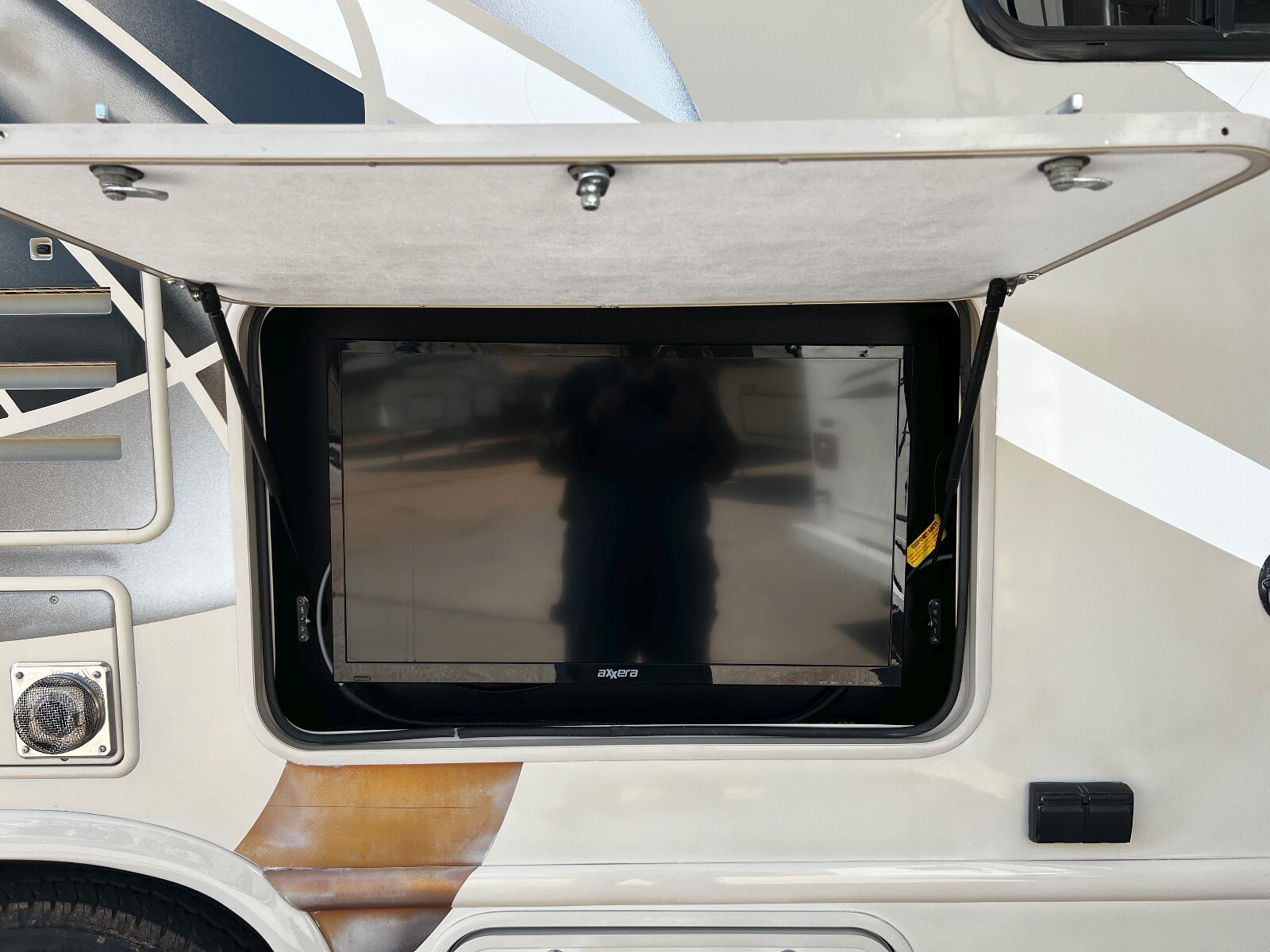 2017 Thor Motor Coach Four Winds Motorized Class C