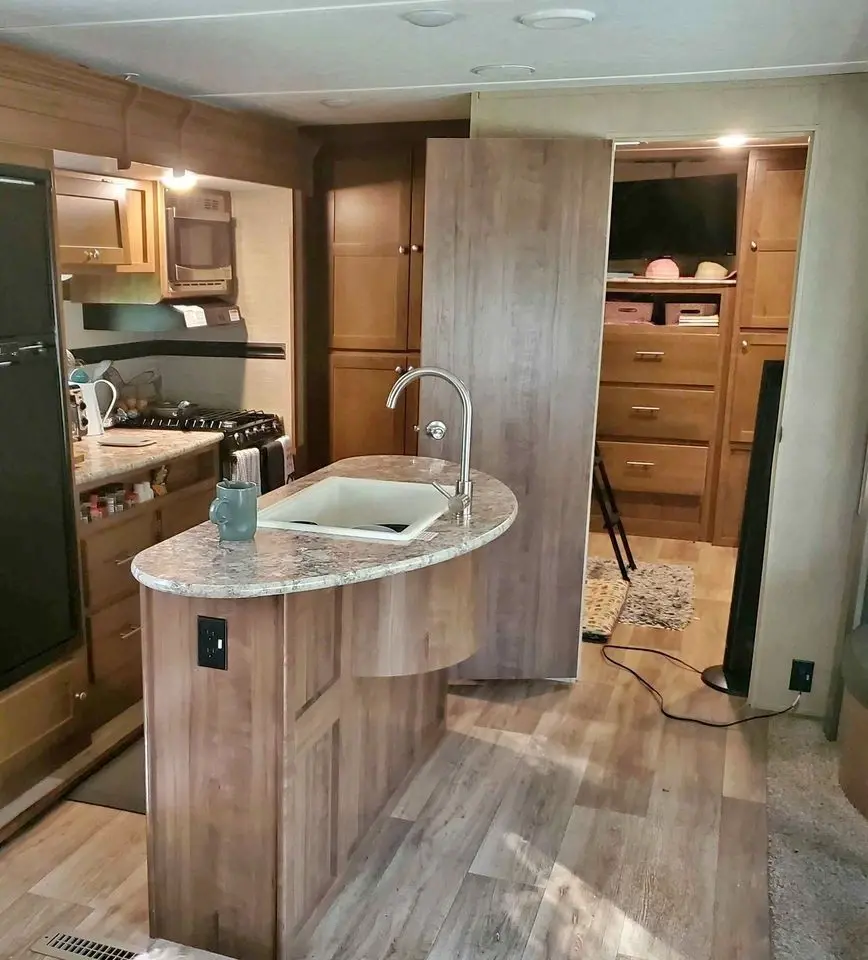 2018 Dutchmen Aspen Trail Travel Trailer