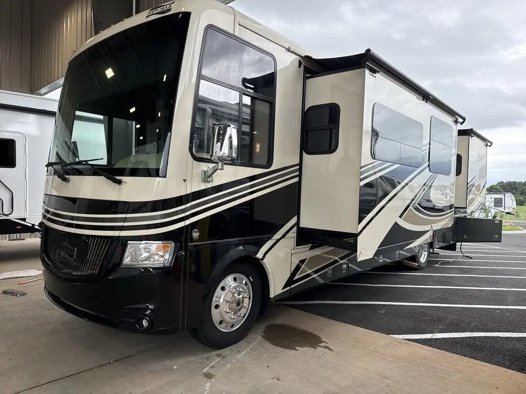 2019 Newmar Canyon Star