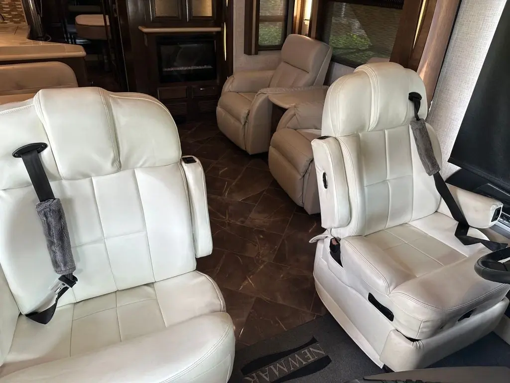 2019 Newmar New Aire Class A Motorhome
