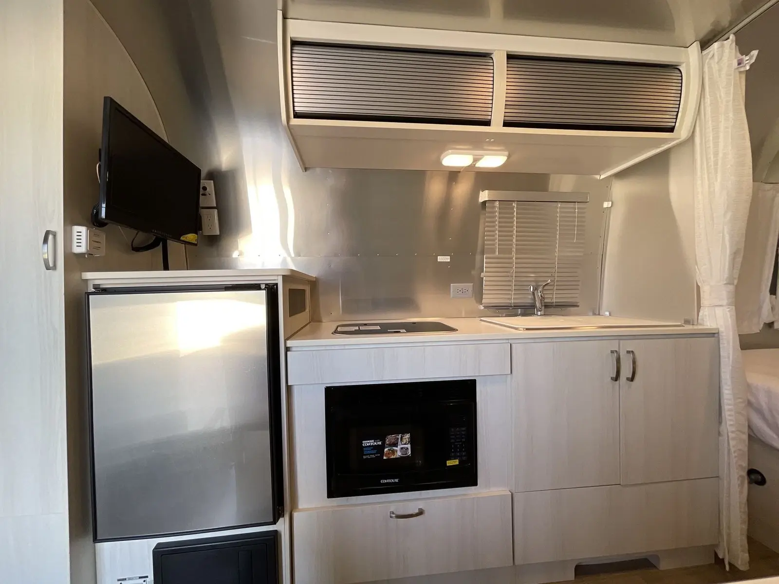 2020 Airstream Bambi