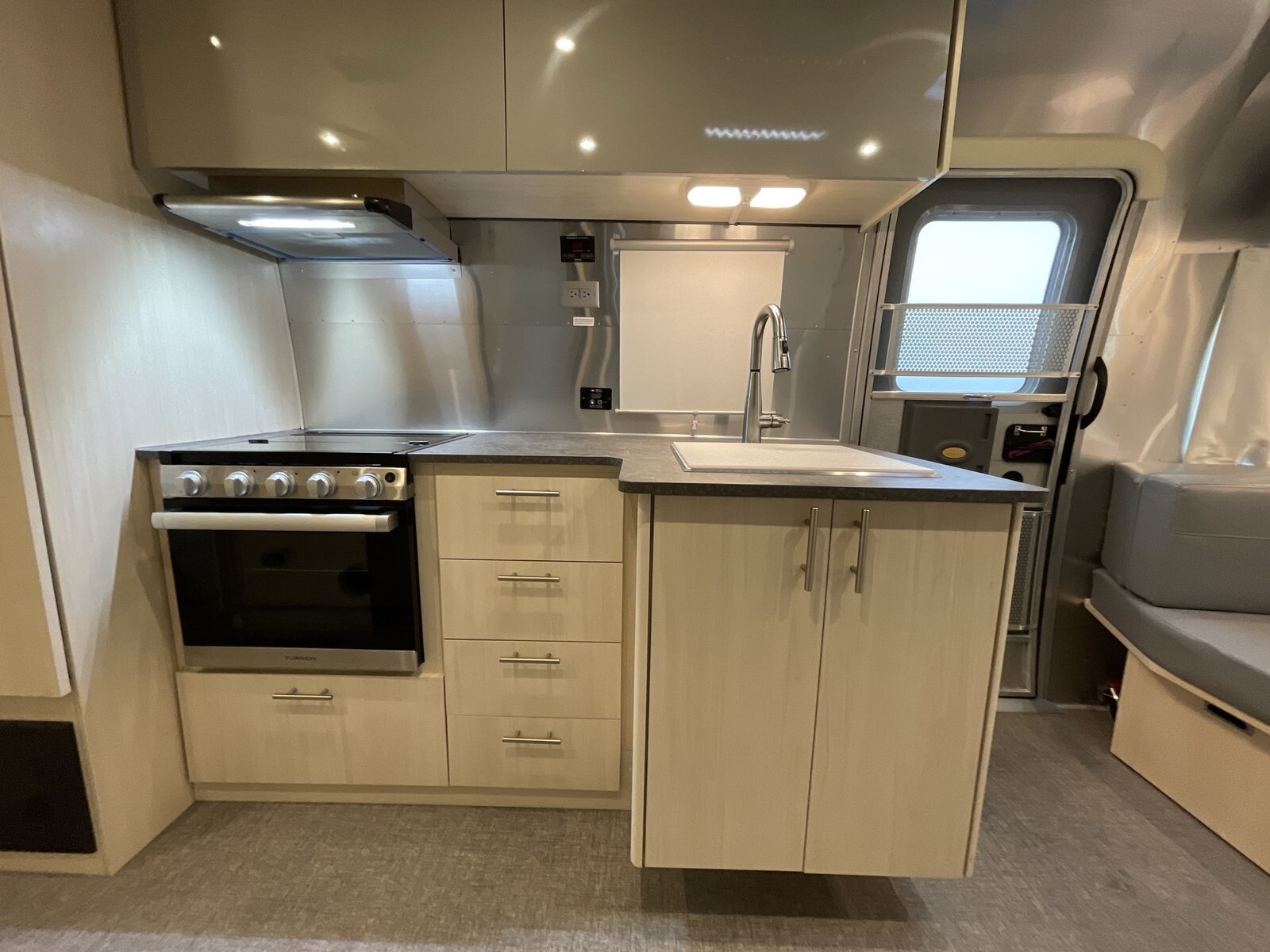 2021 Airstream Flying Cloud