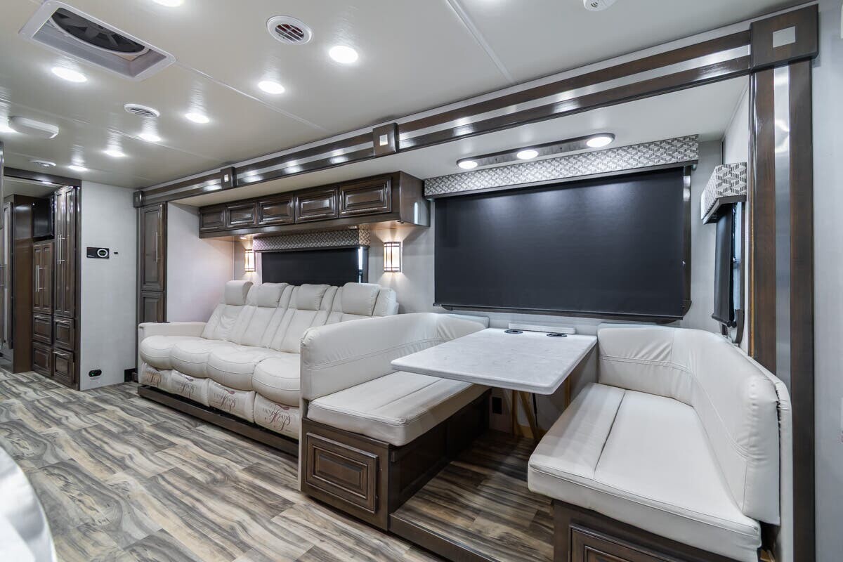 2021 Forest River Georgetown 7