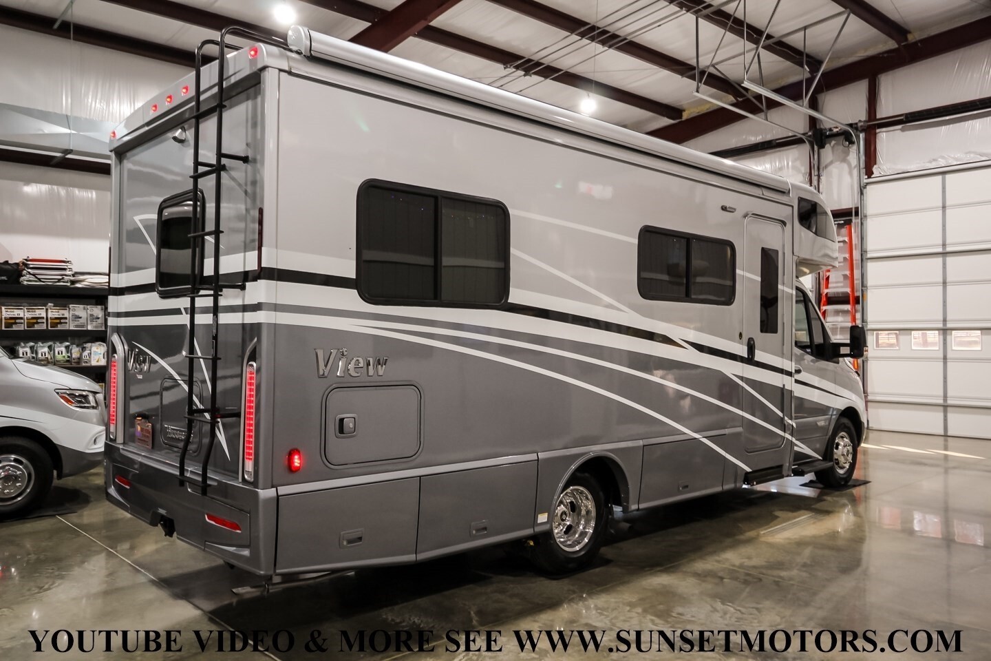 2021 BAY MIST II WINNEBAGO VIEW --