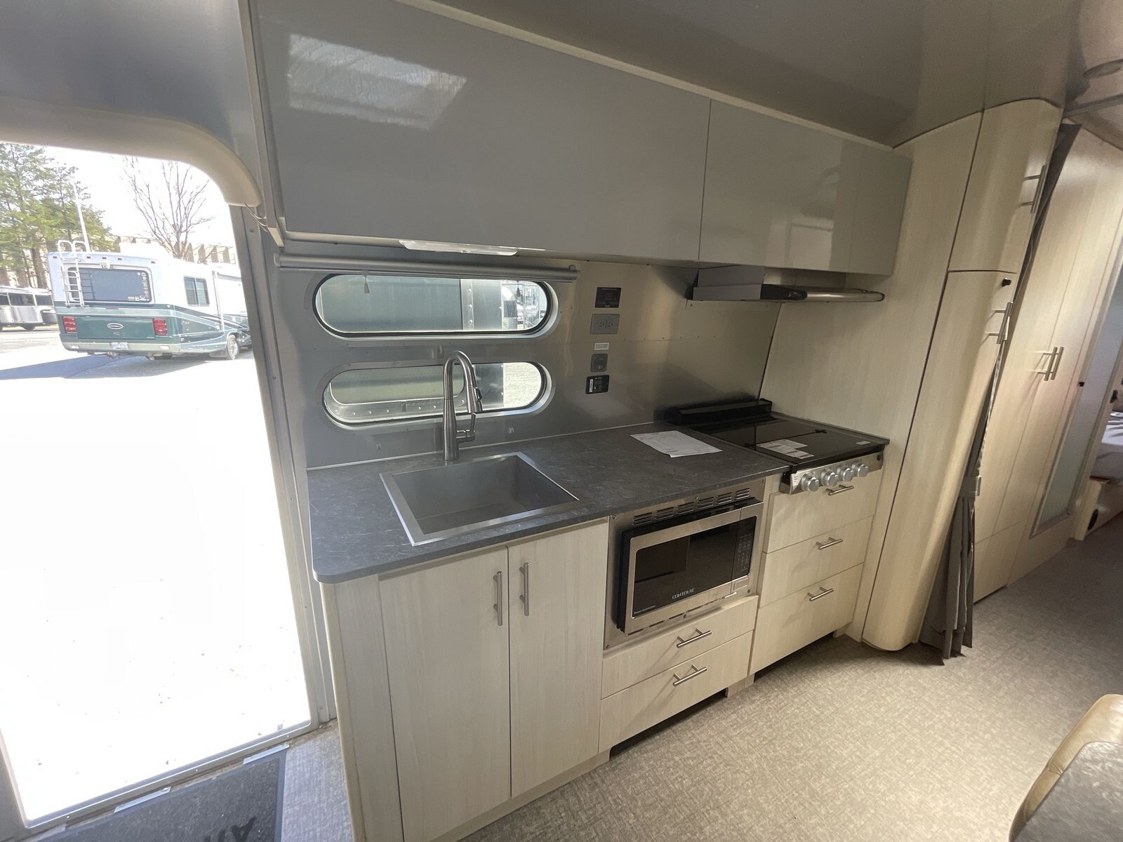 2022 Airstream Flying Cloud