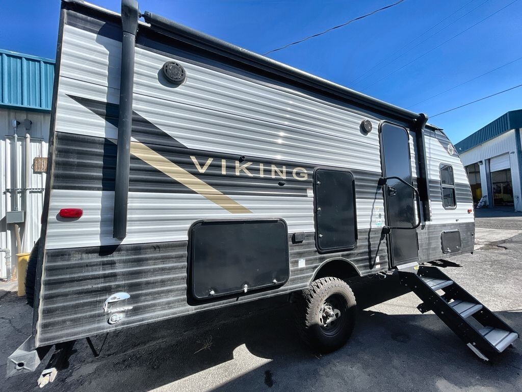2022 Coachmen Viking